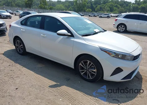 2024 Kia Forte Lxs из США, поврежденный, VIN 3KPF24AD6RE829124